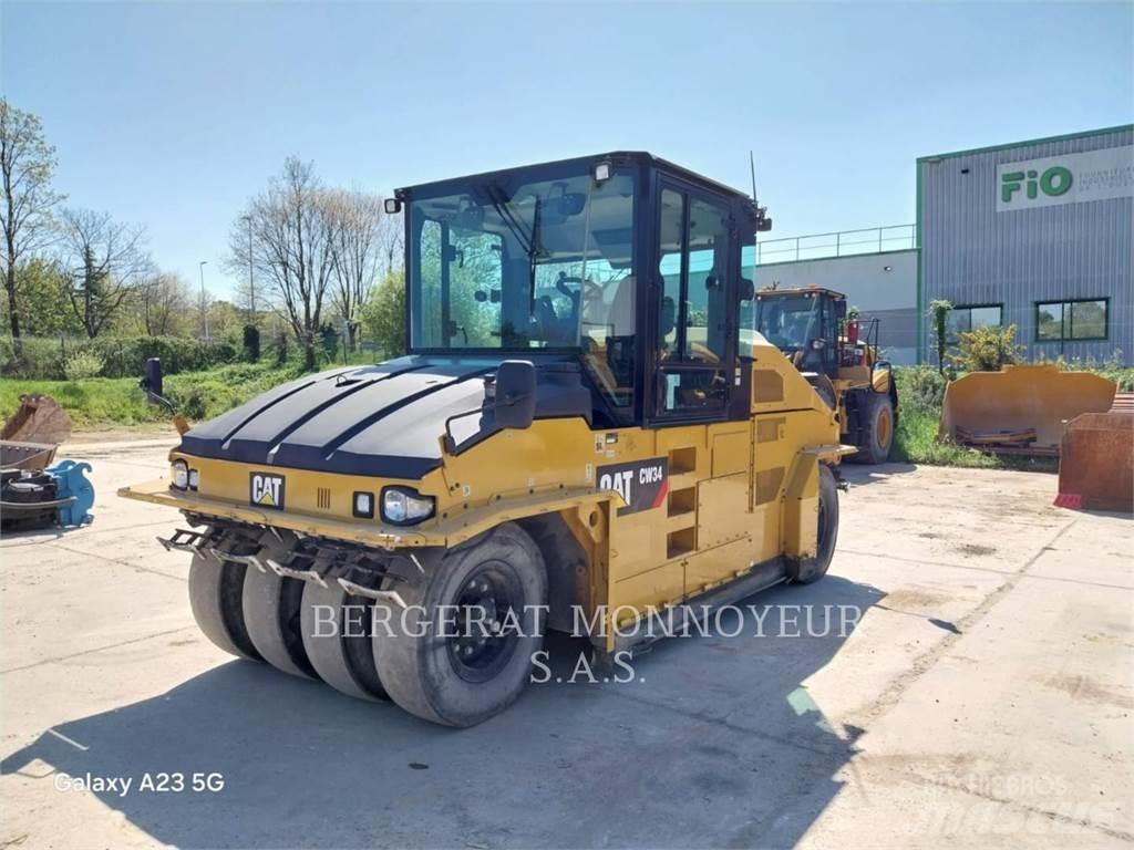 CAT CW34 Půdní kompaktory