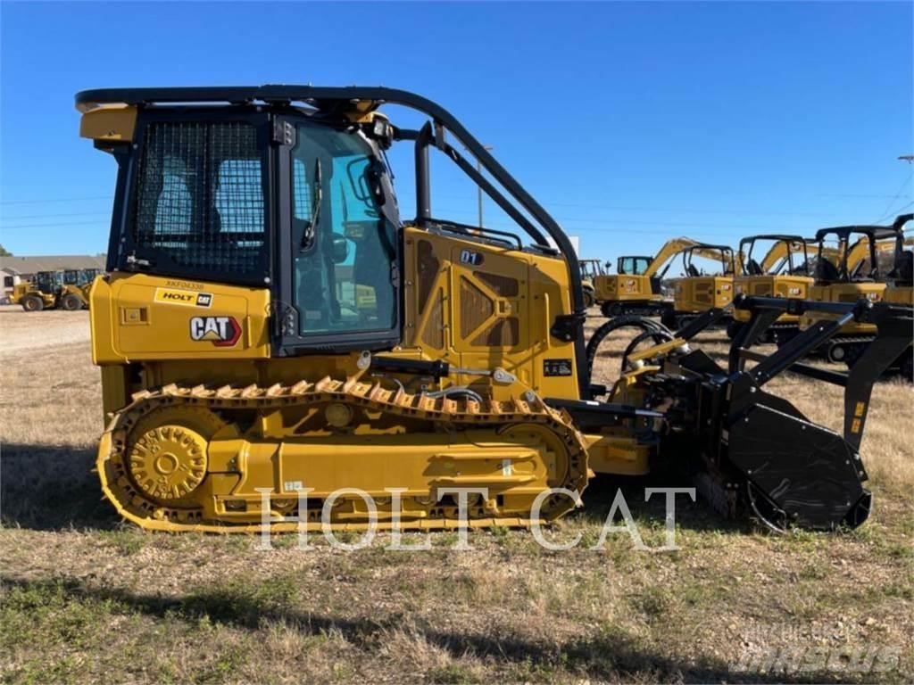 CAT D1 MULCHER Pásové dozery