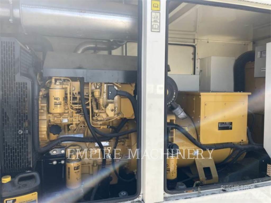 CAT D100 Naftové generátory