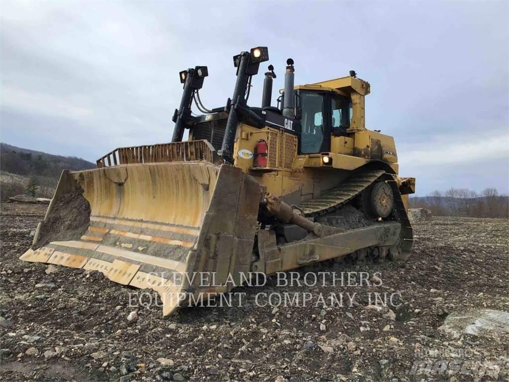 CAT D10T Pásové dozery
