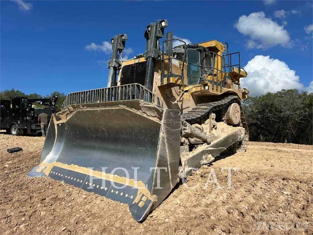 CAT D10T2 Pásové dozery