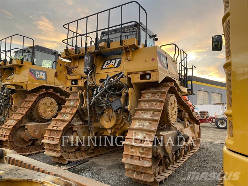 CAT D10T2 Pásové dozery