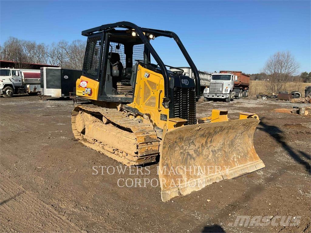 CAT D2 Pásové dozery