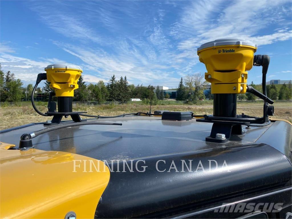 CAT D3-12 Pásové dozery