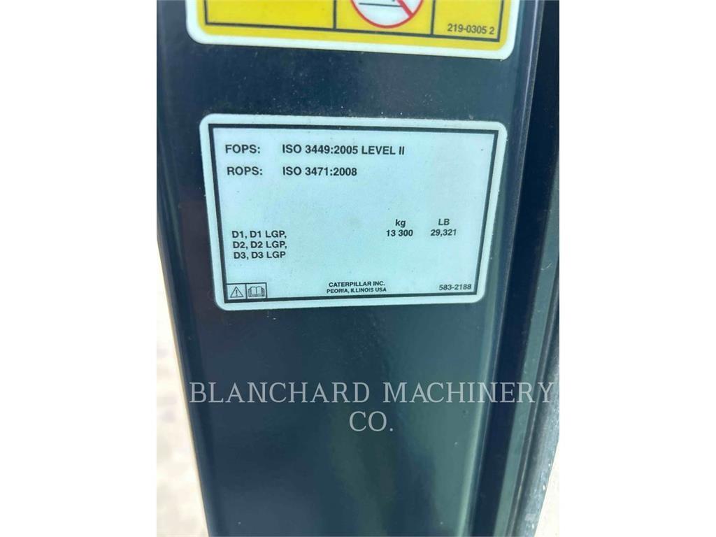 CAT D3 LGP Pásové dozery