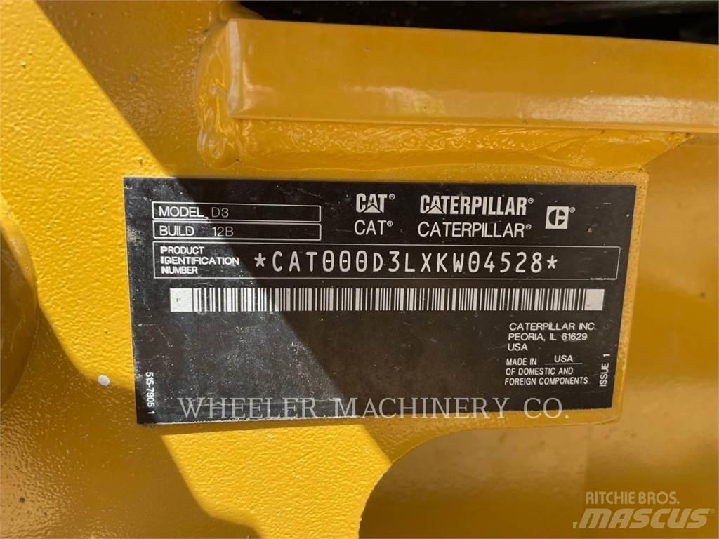 CAT D3 XL Pásové dozery