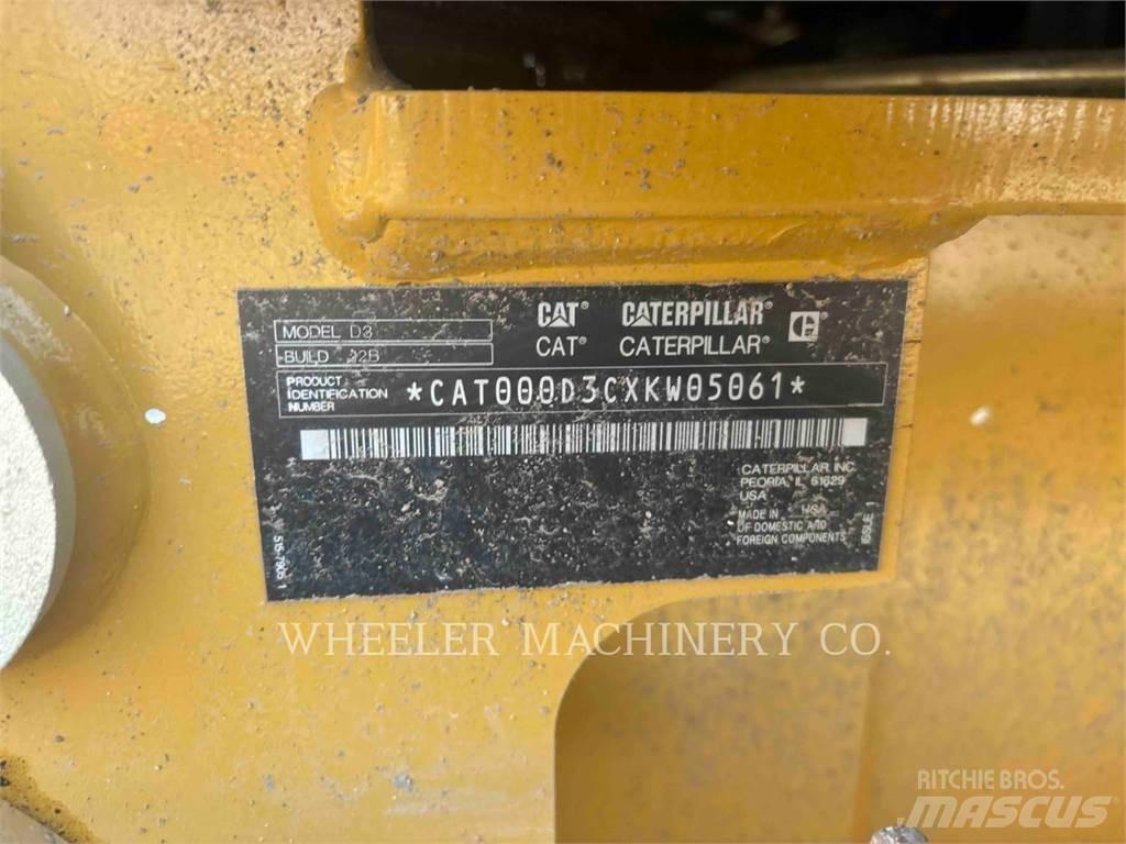CAT D3 XL Pásové dozery