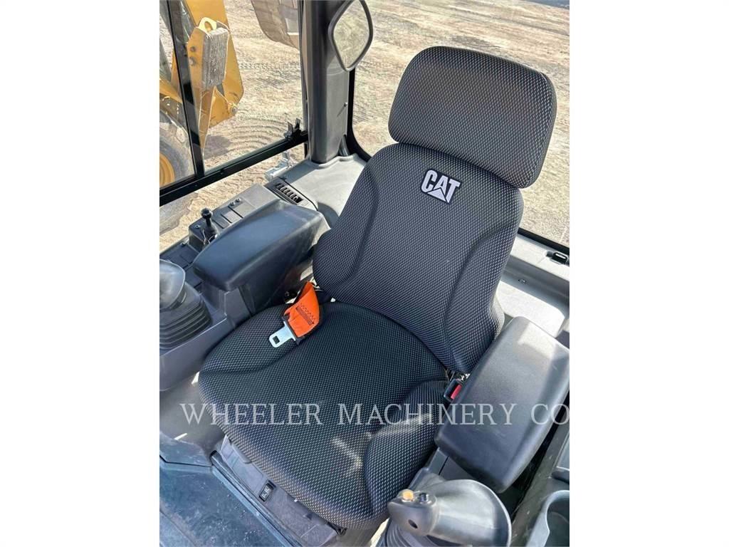 CAT D3 XL Pásové dozery