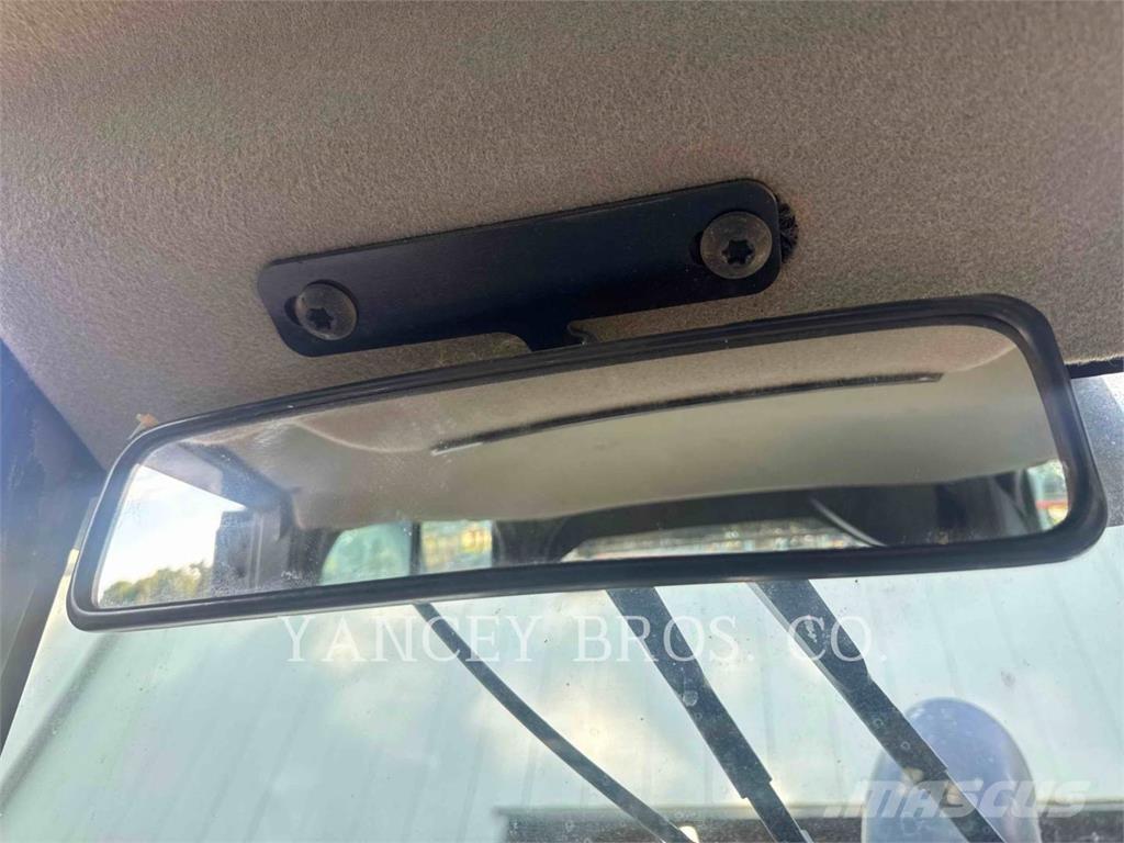 CAT D312 Pásové dozery