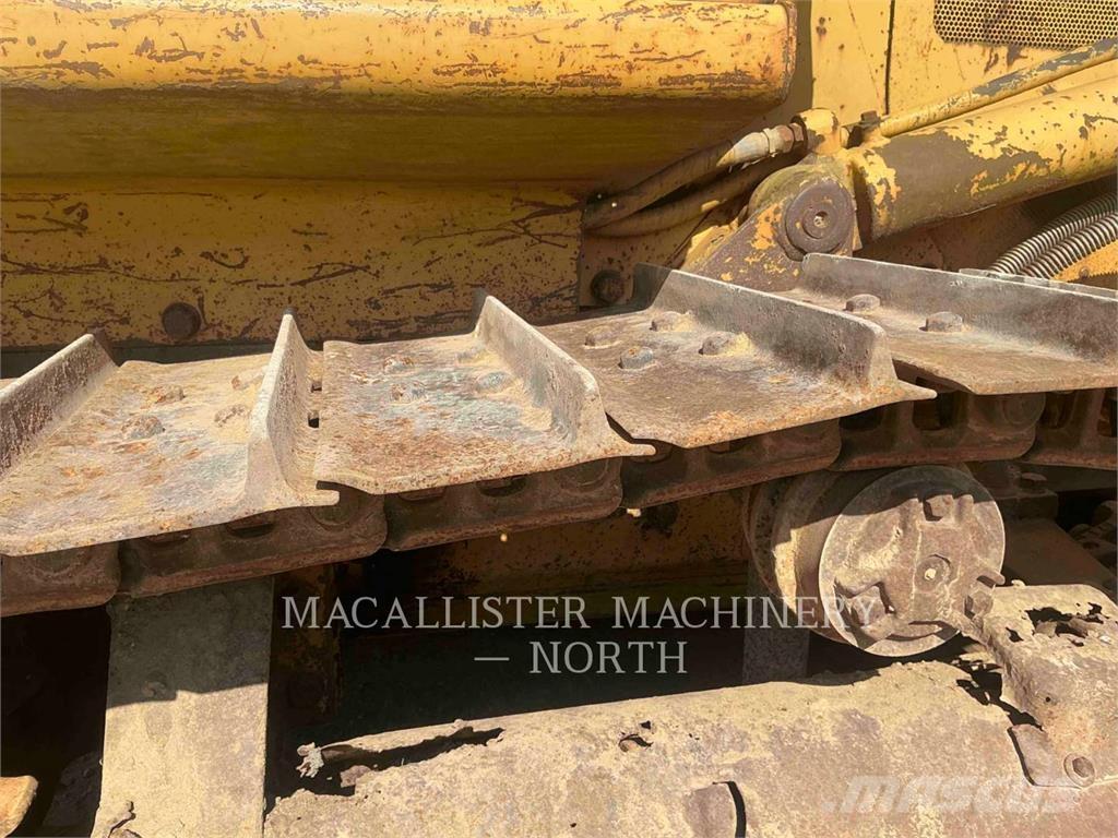 CAT D3C Pásové dozery