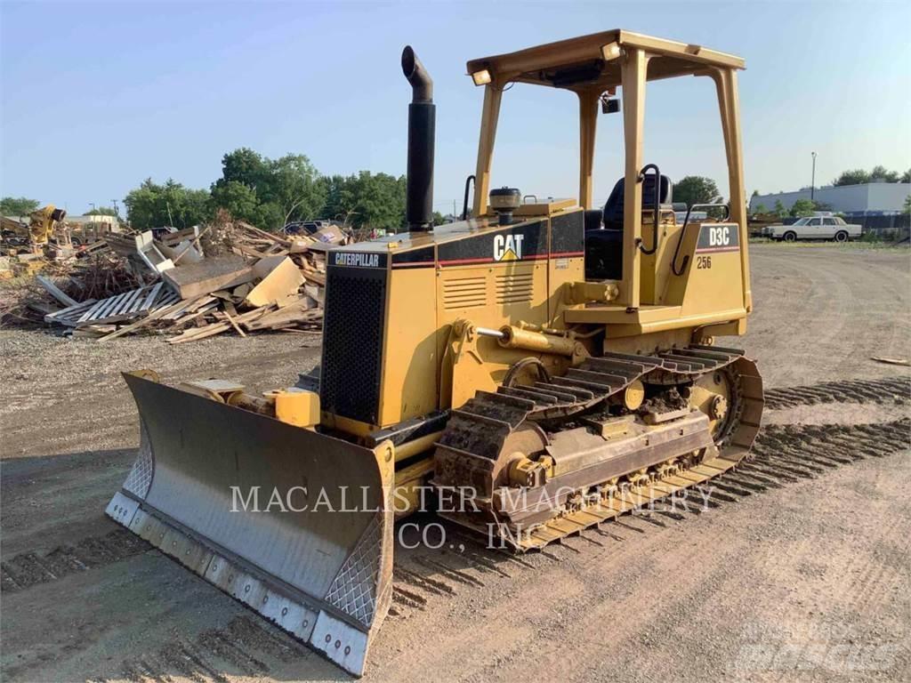 CAT D3CIII Pásové dozery