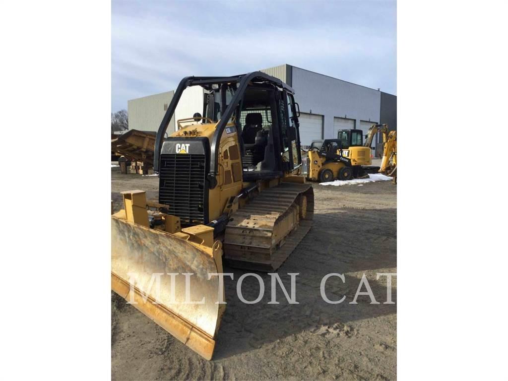 CAT D3K2LGP Pásové dozery