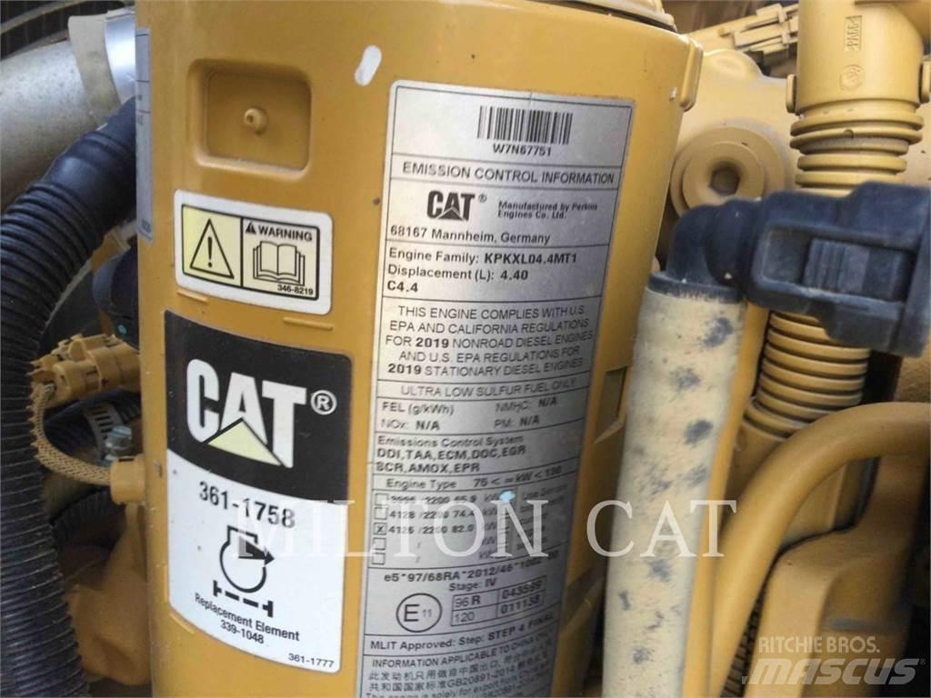 CAT D3K2LGP Pásové dozery