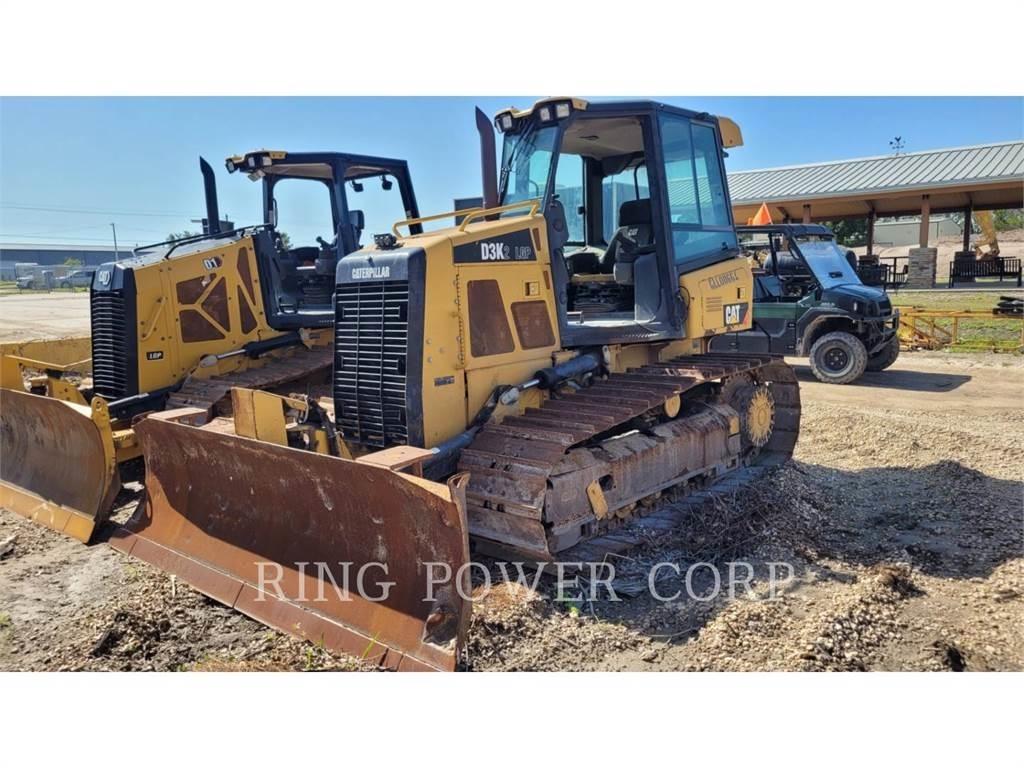 CAT D3K2LGP Pásové dozery