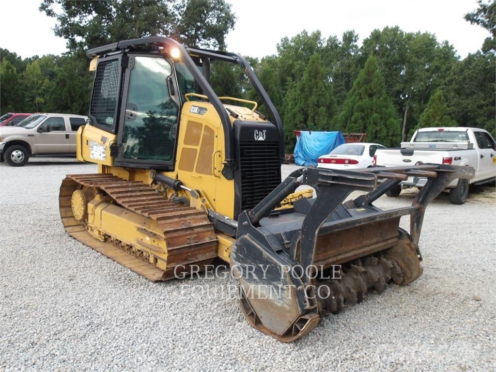CAT D3K2LGP Pásové dozery