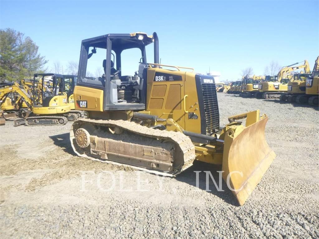 CAT D3K2XL Pásové dozery
