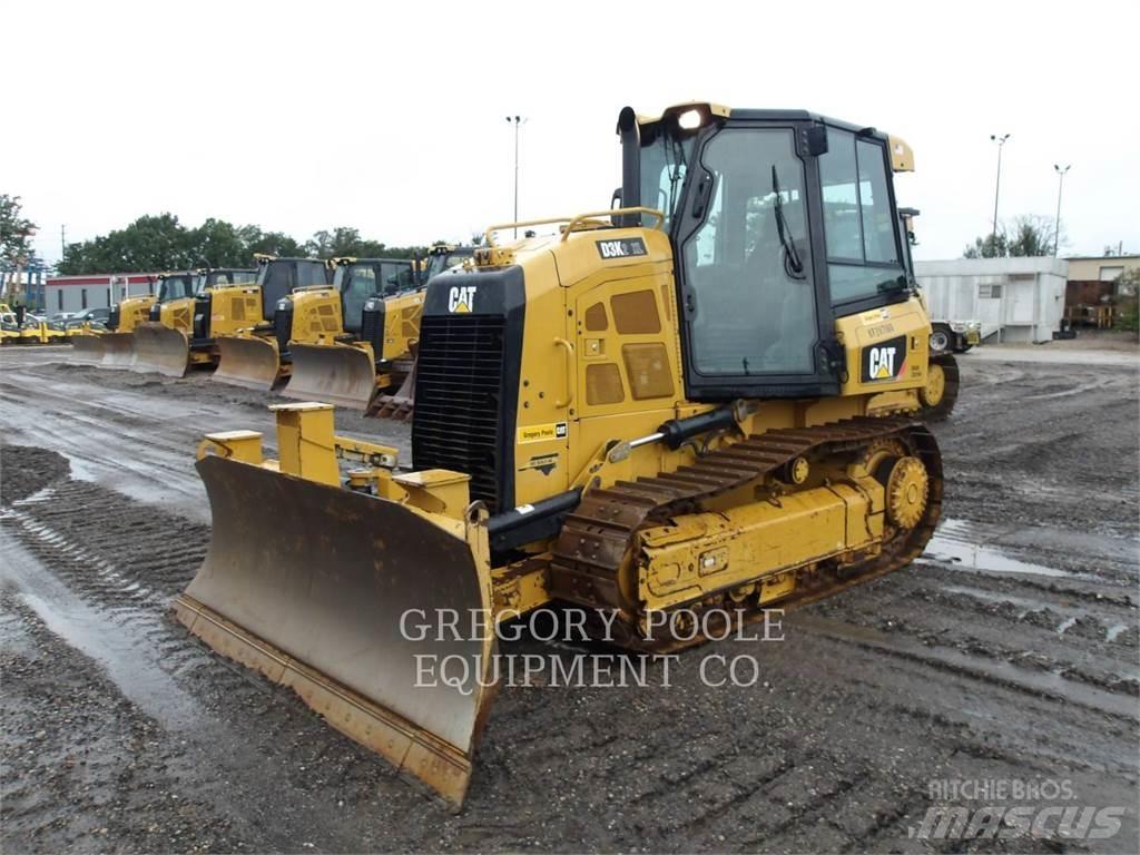 CAT D3K2XL Pásové dozery