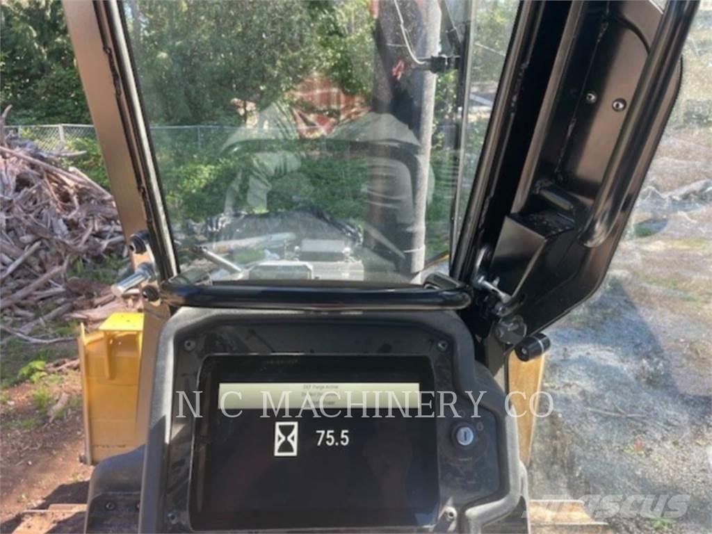 CAT D3XLCB Pásové dozery