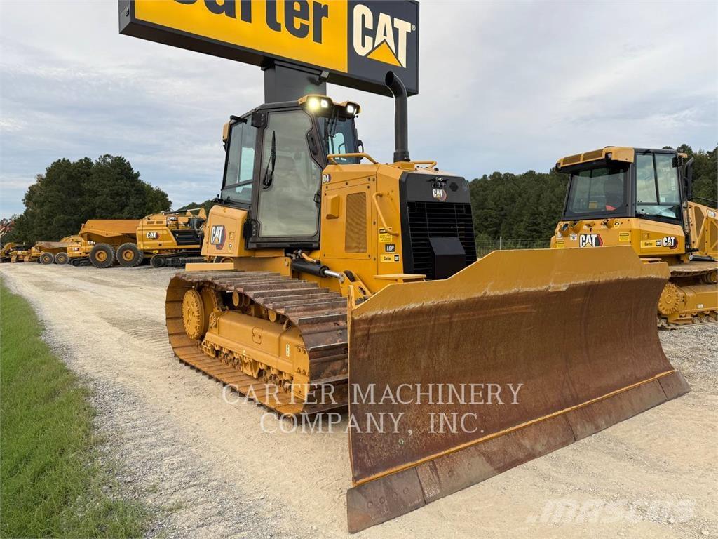 CAT D4-15LGPVP Pásové dozery