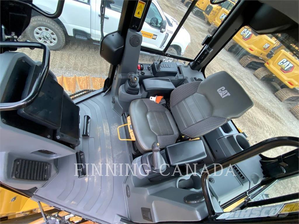 CAT D4-16 LGP Pásové dozery