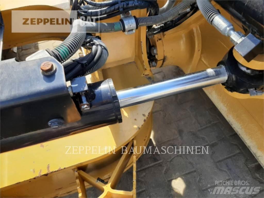 CAT D4-16A Pásové dozery