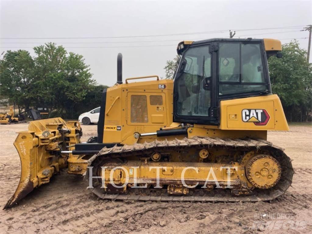 CAT D4 CAB Pásové dozery