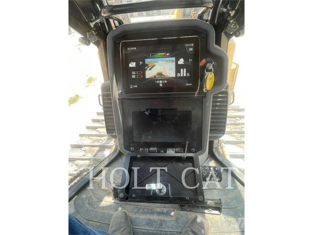 CAT D4 CAB Pásové dozery