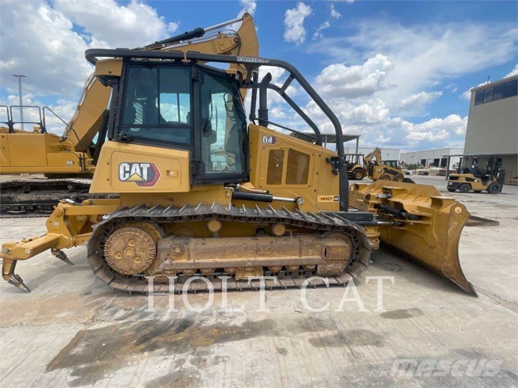 CAT D4 CAB Pásové dozery