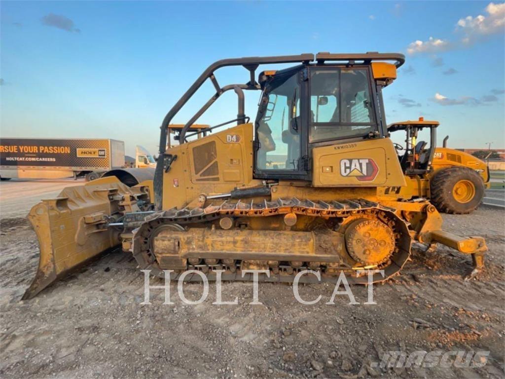 CAT D4 CAB Pásové dozery