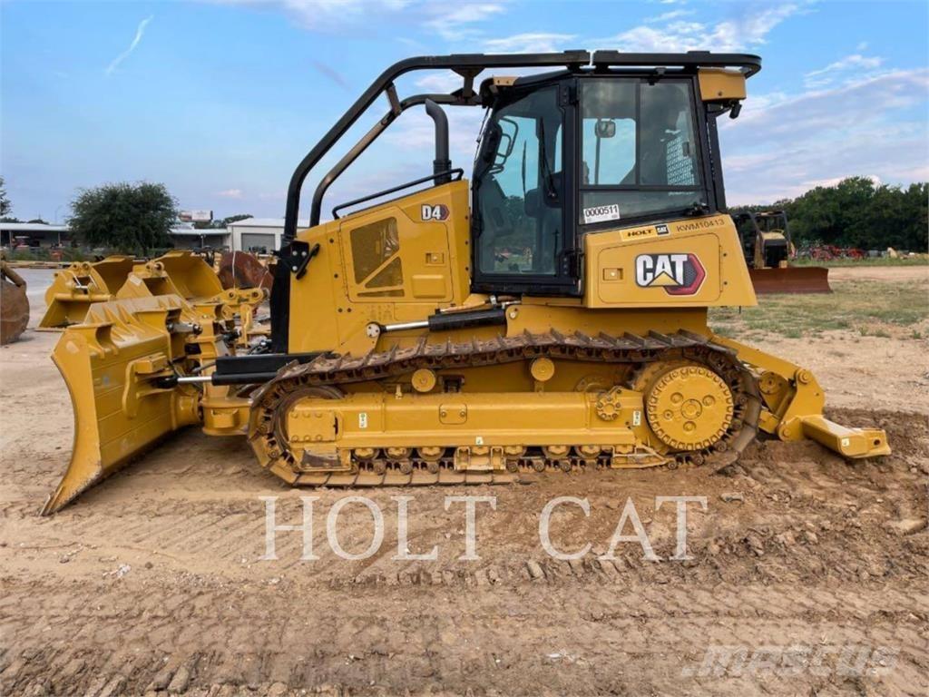 CAT D4 CAB Pásové dozery