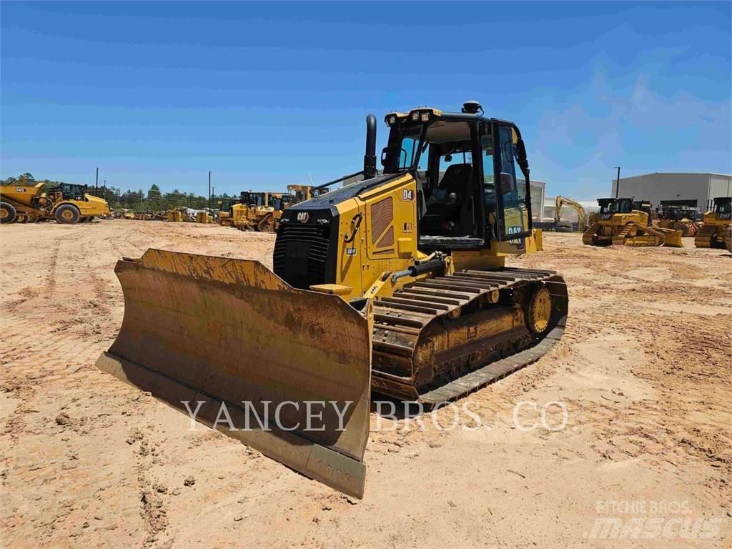 CAT D4 LGP Pásové dozery