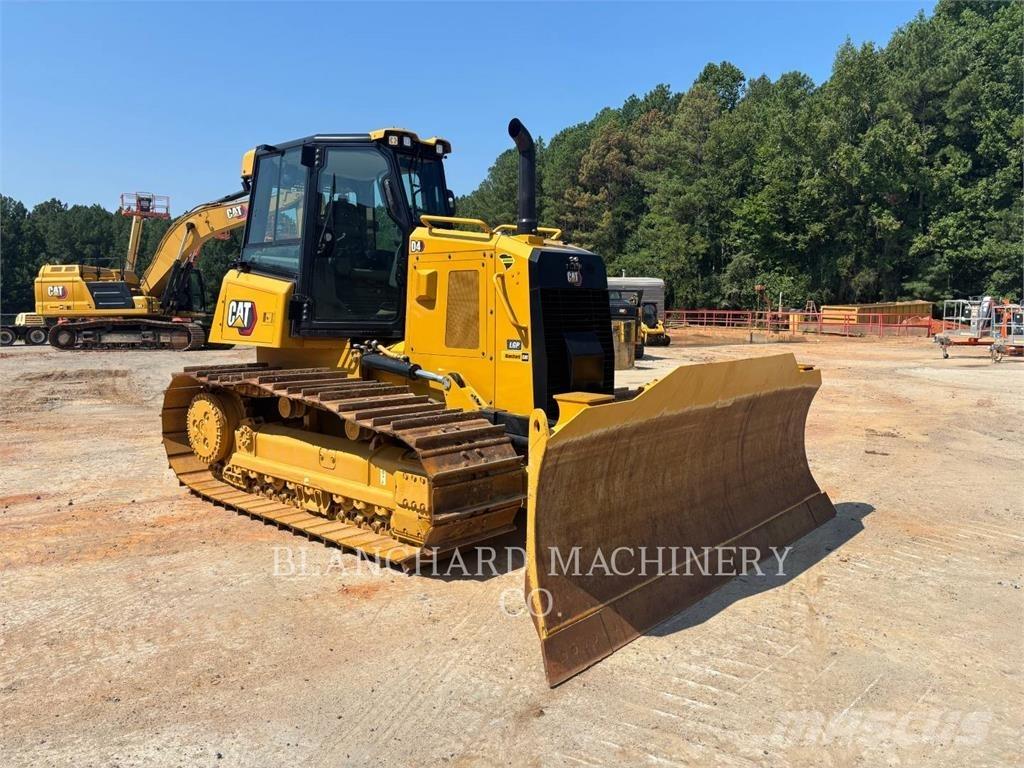 CAT D4 LGP Pásové dozery