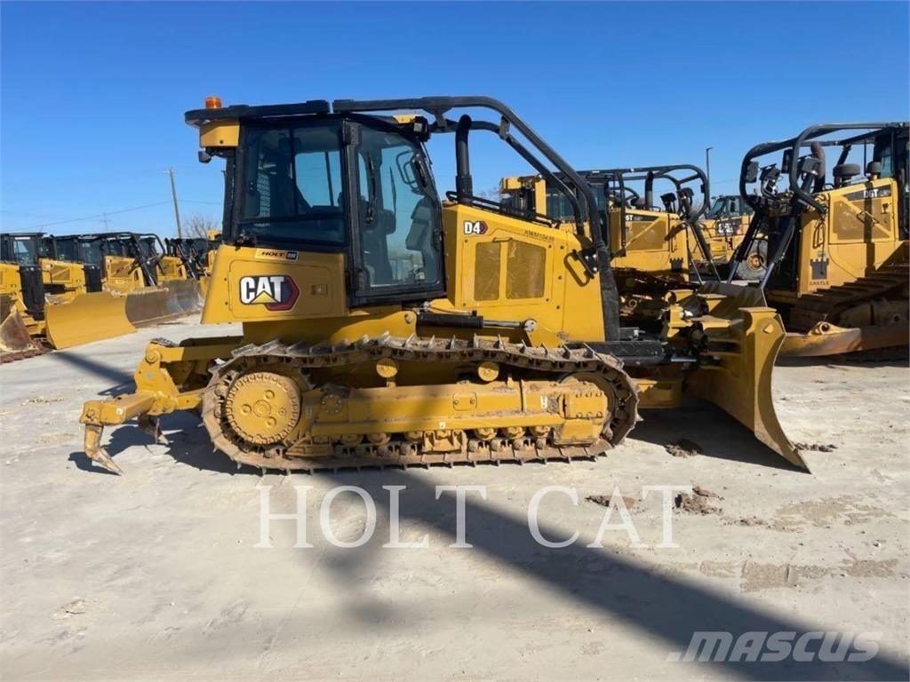 CAT D4 LGPCAB Kolové nakladače