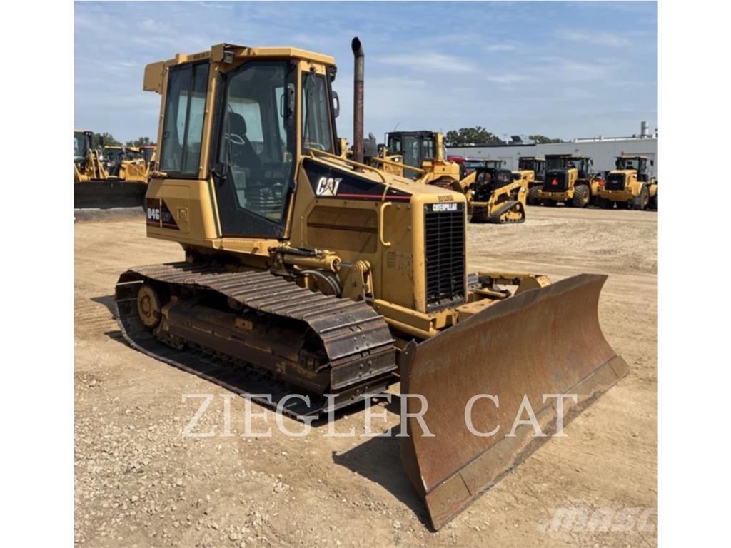 CAT D4GLGP Pásové dozery