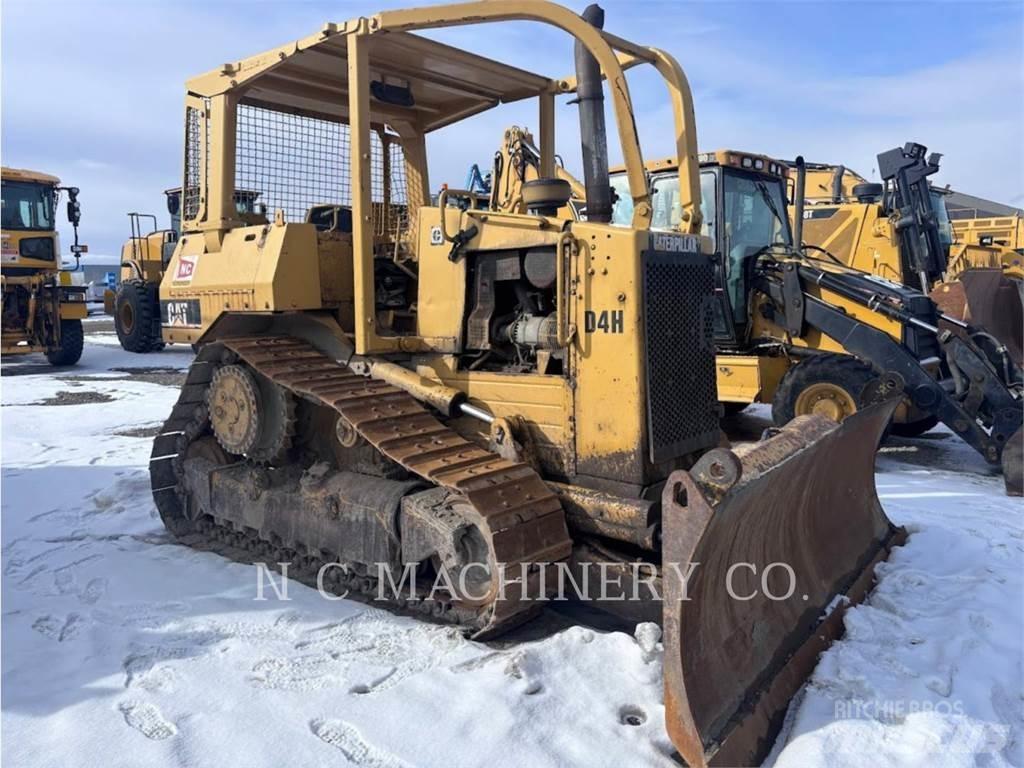 CAT D4H Pásové dozery