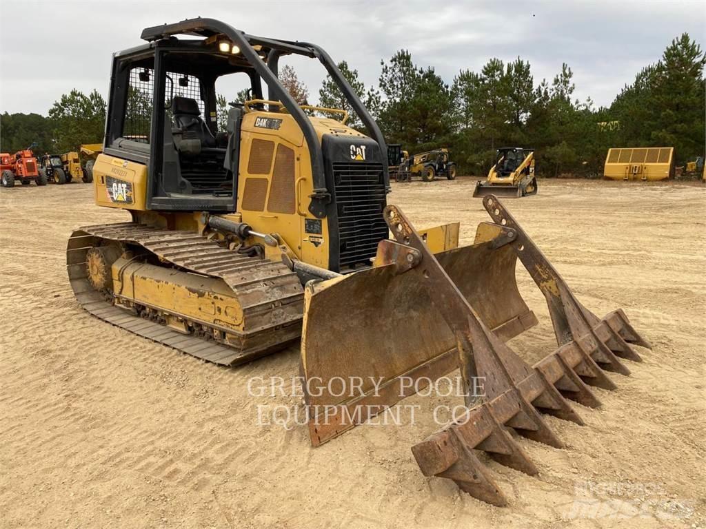 CAT D4K2LGP Pásové dozery