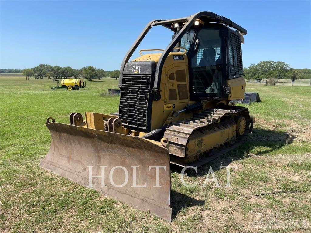 CAT D4K2XL Pásové dozery