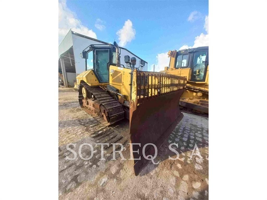 CAT D5 Pásové dozery