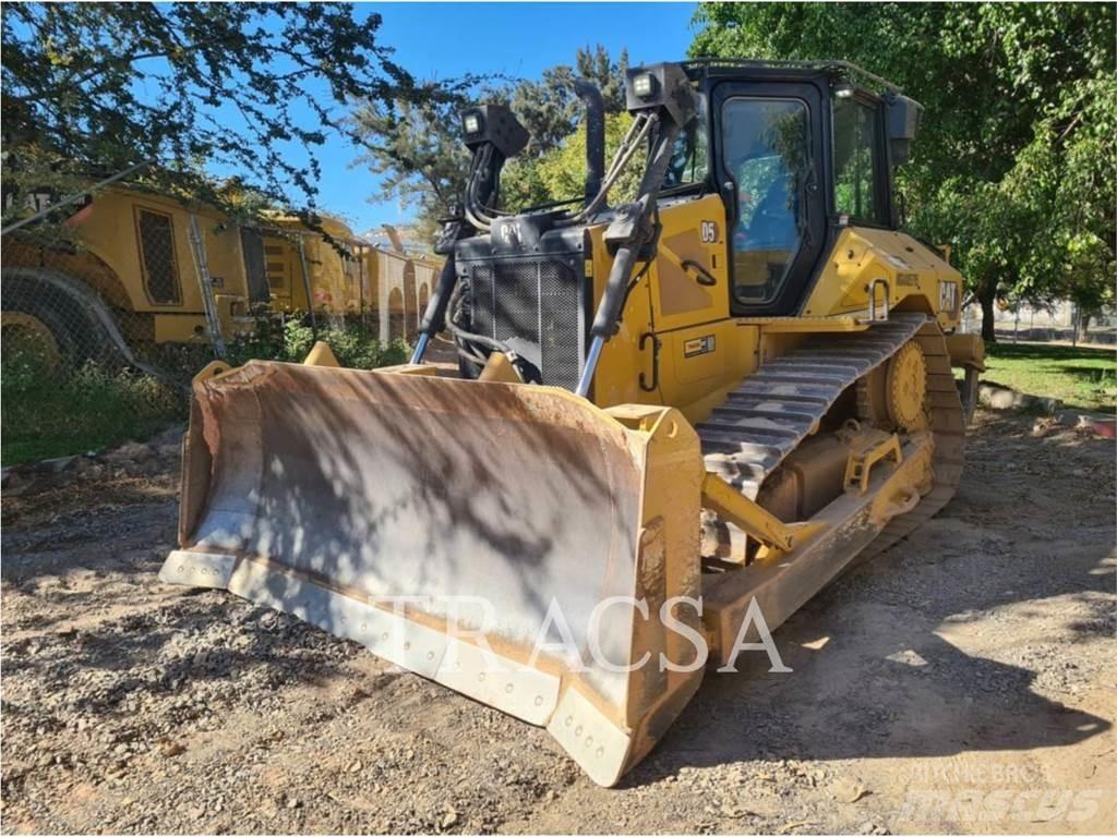 CAT D5 Pásové dozery