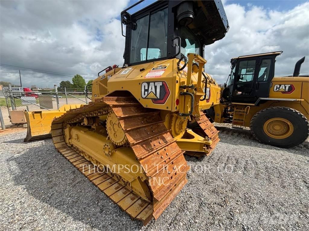 CAT D5 Pásové dozery