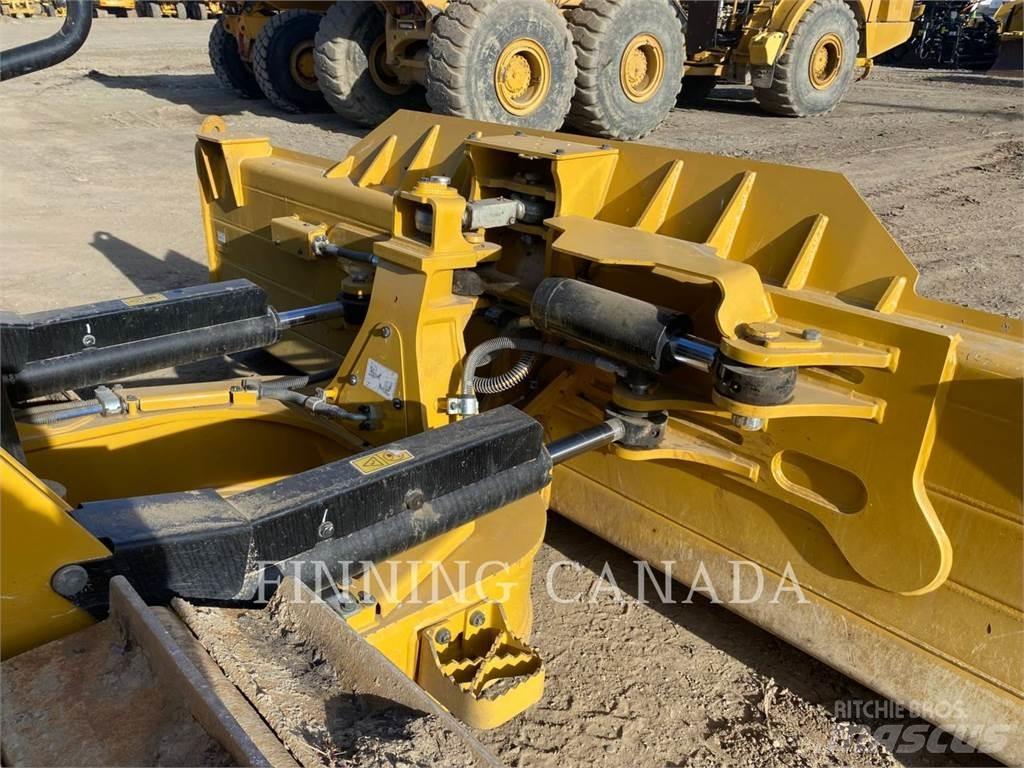 CAT D5-17 Pásové dozery