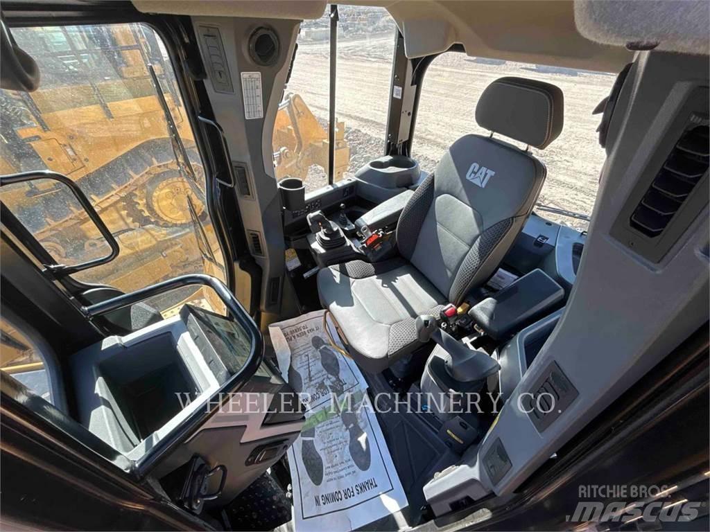 CAT D5-17 XL Pásové dozery