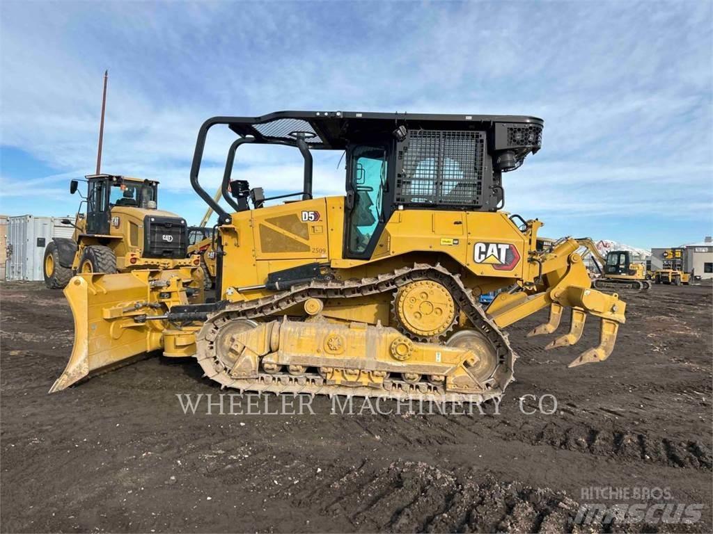 CAT D5-17 XL Pásové dozery
