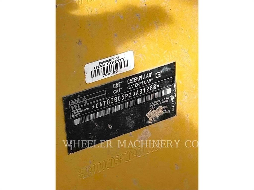 CAT D5-17 XL Pásové dozery