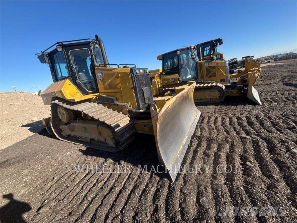 CAT D5-17 XL Pásové dozery