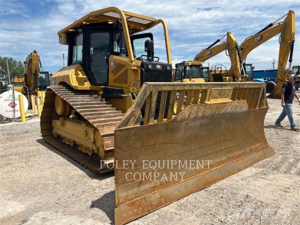 CAT D5-17LGVX Pásové dozery