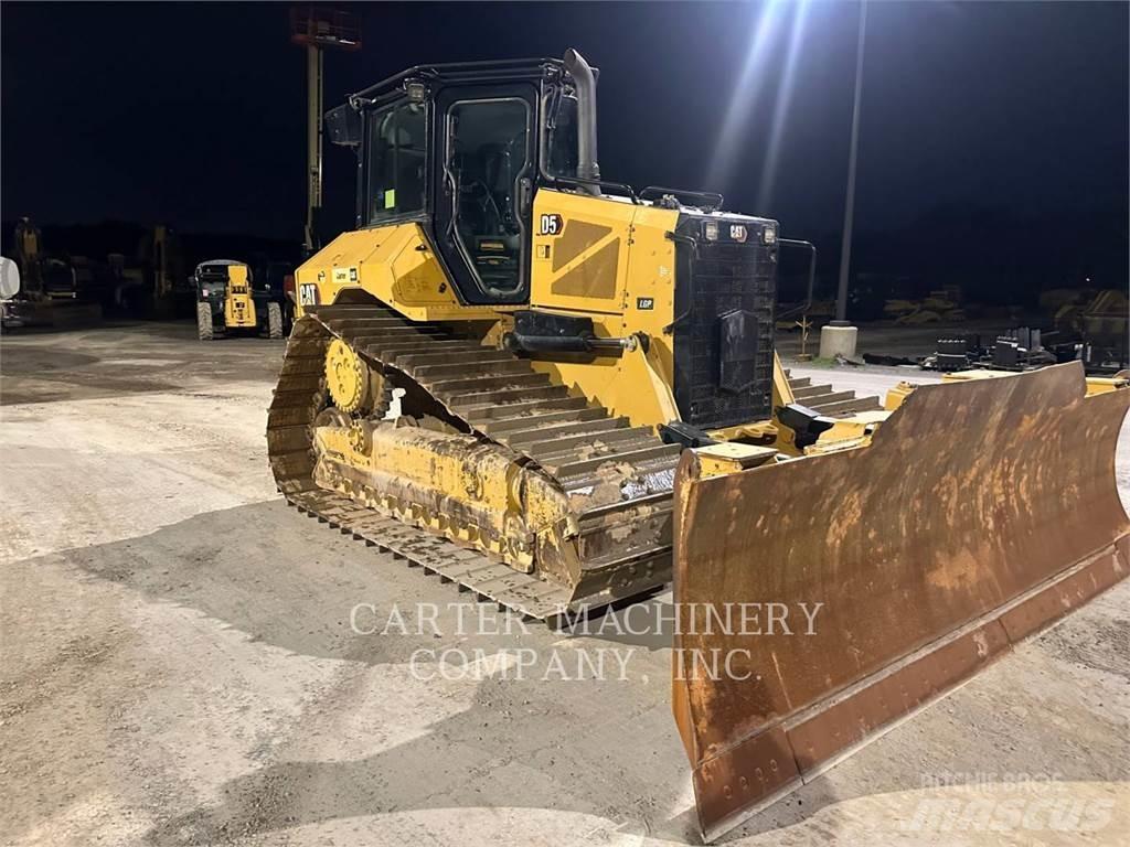 CAT D5-17VP Pásové dozery