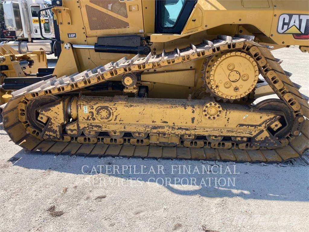 CAT D5-17VP Pásové dozery