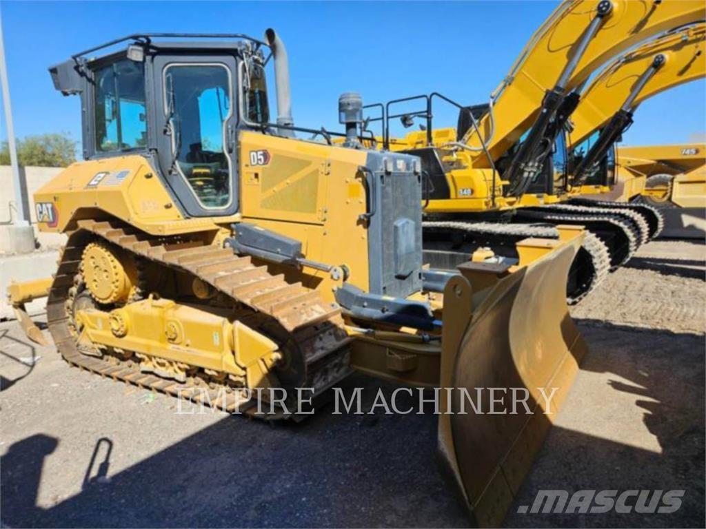 CAT D5-17VP Pásové dozery
