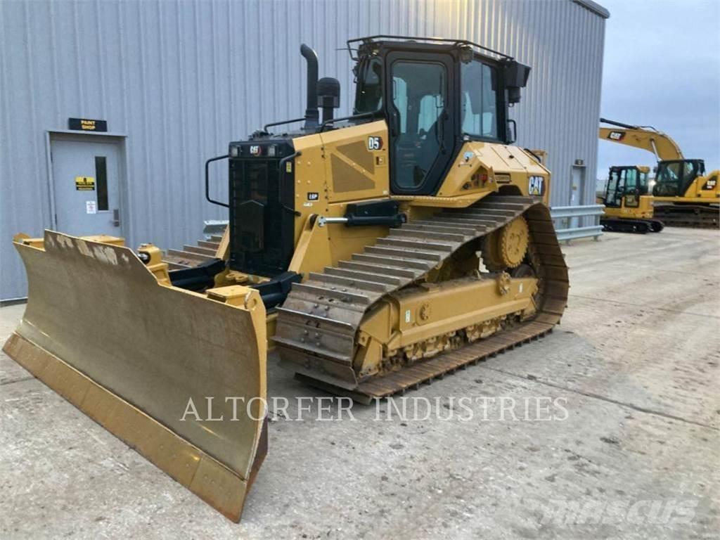 CAT D5-17VPLGP Pásové dozery